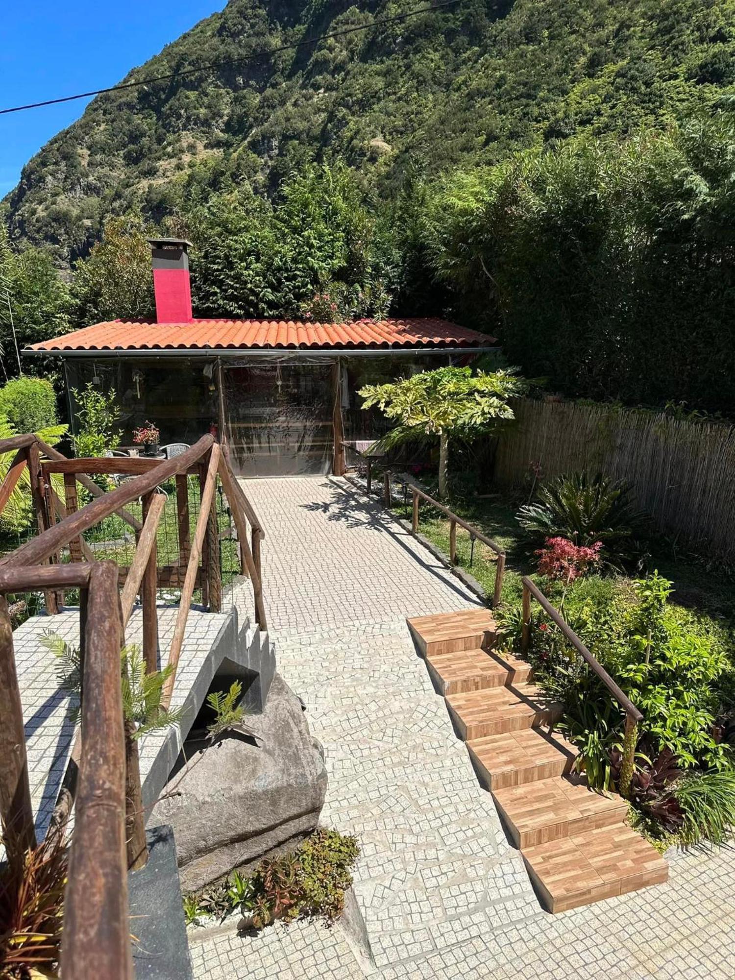 Maderedocevida Bed & Breakfast Boaventura Exterior photo